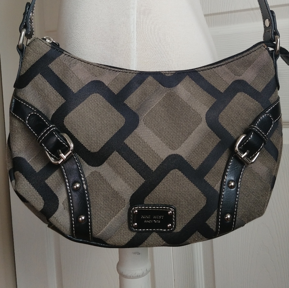 Nine West Y2k Black and Gray Fabric Shoulder Bag Purse Long Strap Zip Closure
